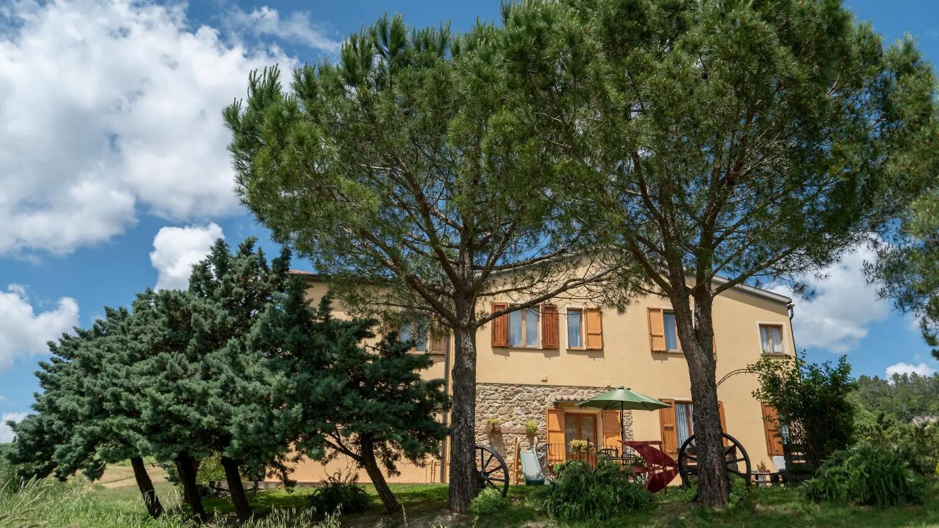 Farm stay Agriturismo Santa Bruna Volterra Italy